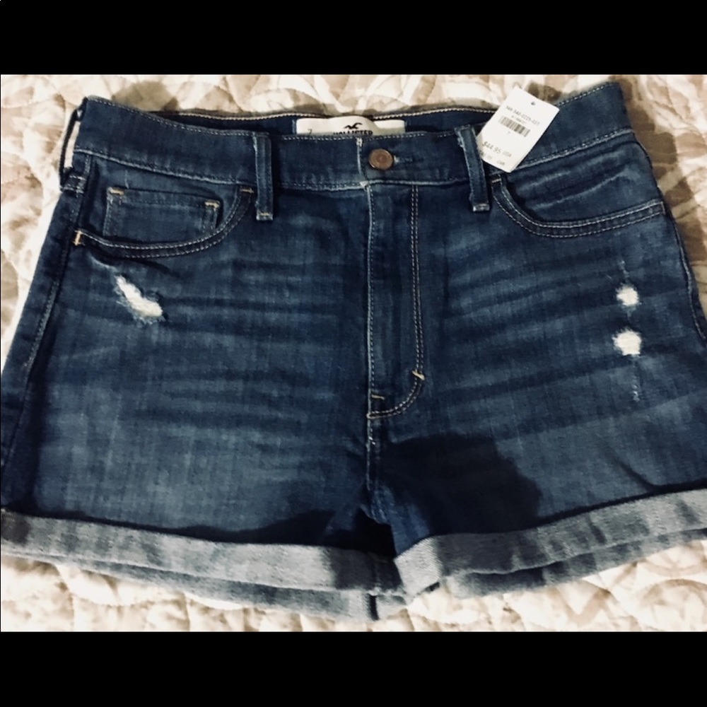 Hollister Women’s size 7 shorts
